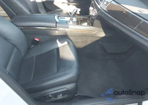 2013 BMW 740Li xDrive from USA, damaged, VIN WBAYF4C57DD127890